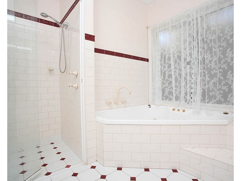 251 Kelly Road, Modbury Heights SA 5092