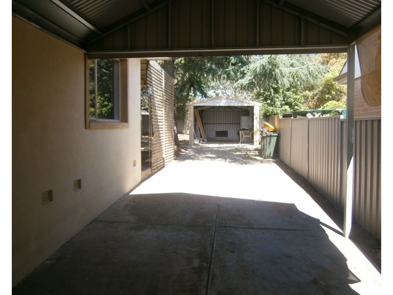 445 Bridge Road, Para Hills SA 5096