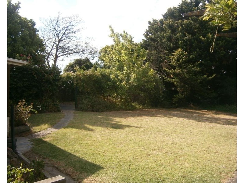 8 Elderslie Avenue, Fitzroy SA 5082