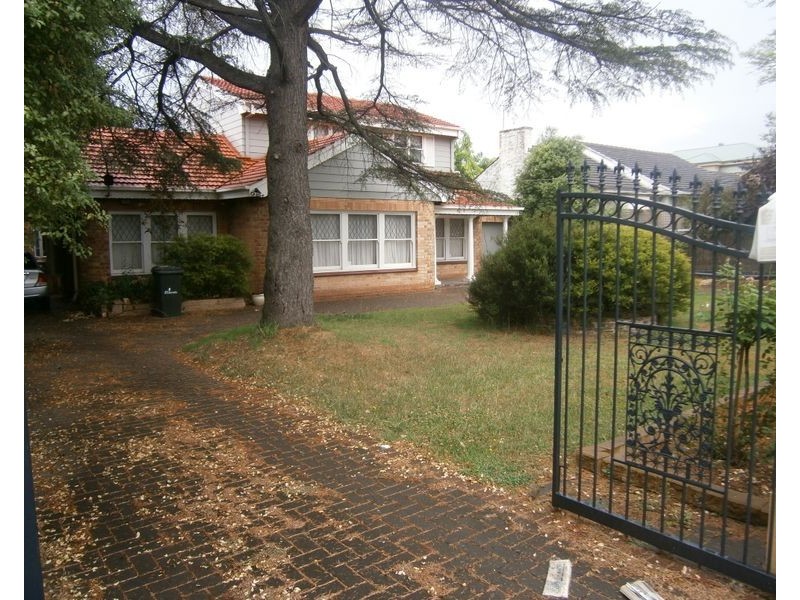 8 Elderslie Avenue, Fitzroy SA 5082