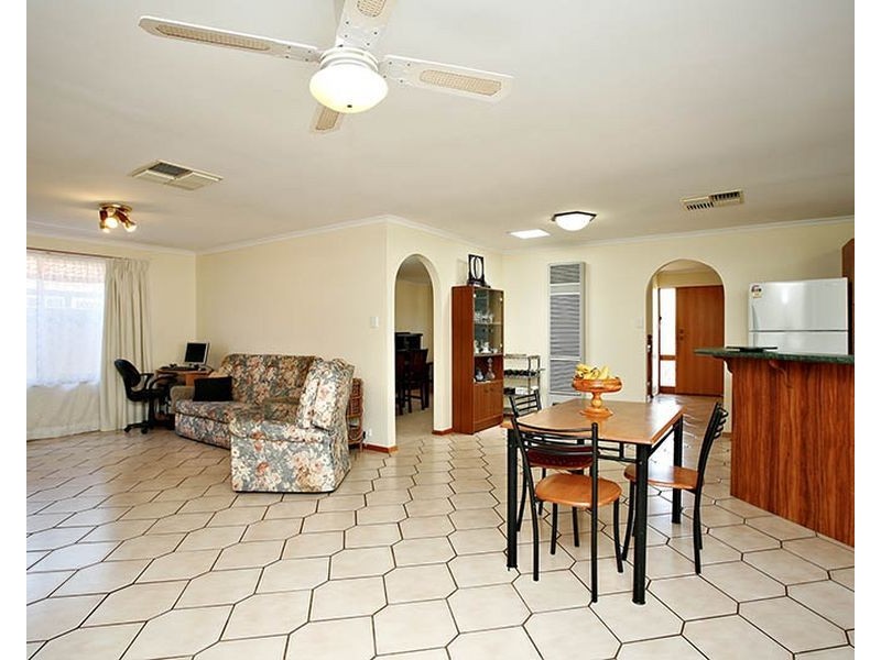 6 Oakvale Place, Wynn Vale SA 5127