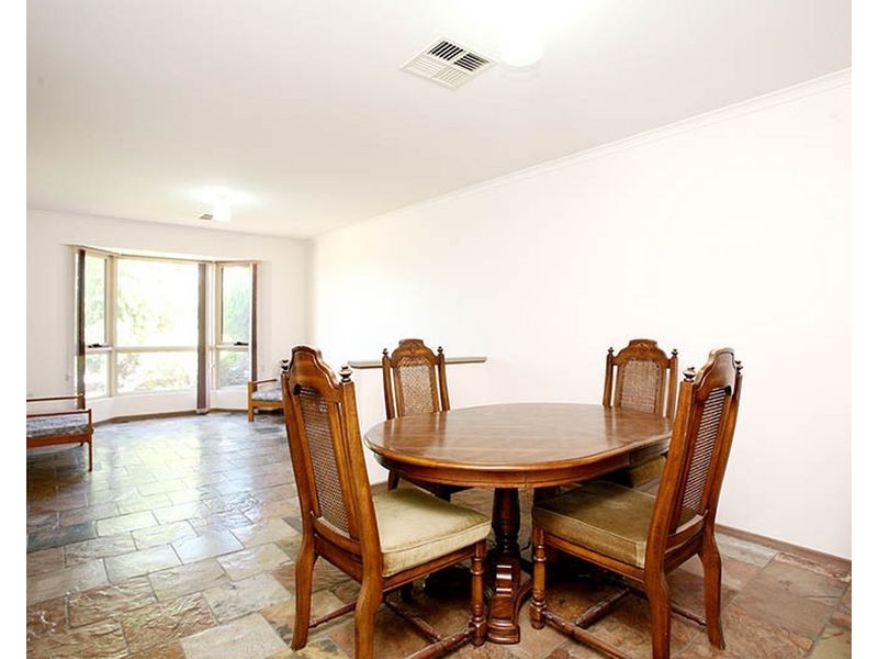 2 Pinewood Court, Golden Grove SA 5125