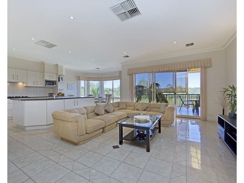 30 Rochester Crescent, Golden Grove SA 5125