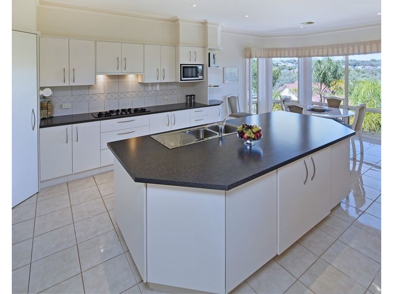 30 Rochester Crescent, Golden Grove SA 5125