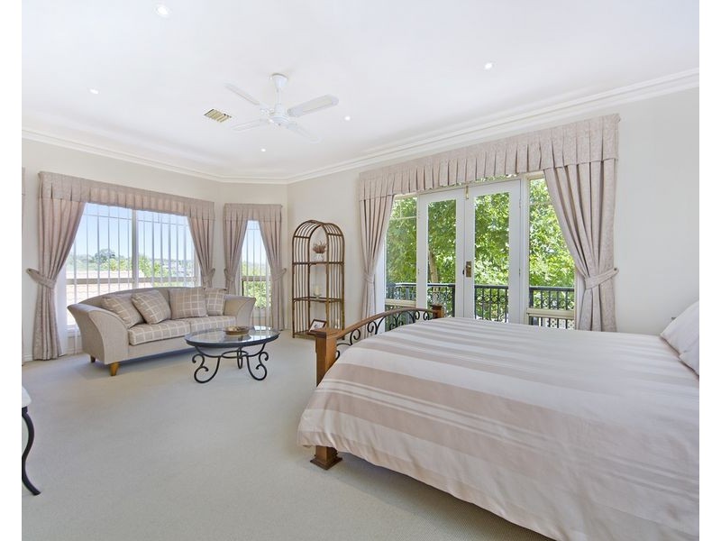 30 Rochester Crescent, Golden Grove SA 5125