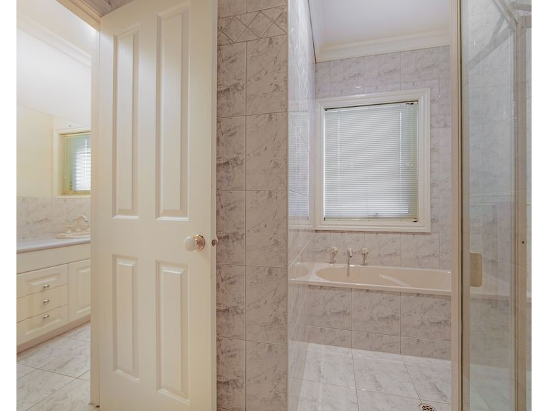 30 Rochester Crescent, Golden Grove SA 5125