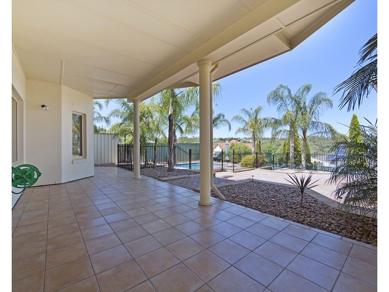 30 Rochester Crescent, Golden Grove SA 5125