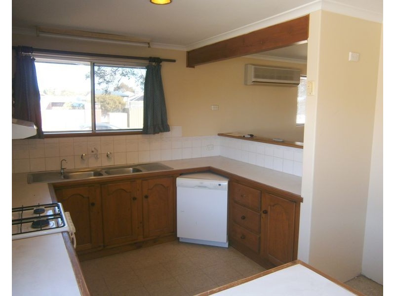 29 Potts Crescent, Burton SA 5110