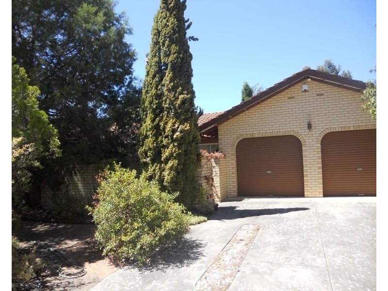 7 Karawa Crescent, Fairview Park SA 5126