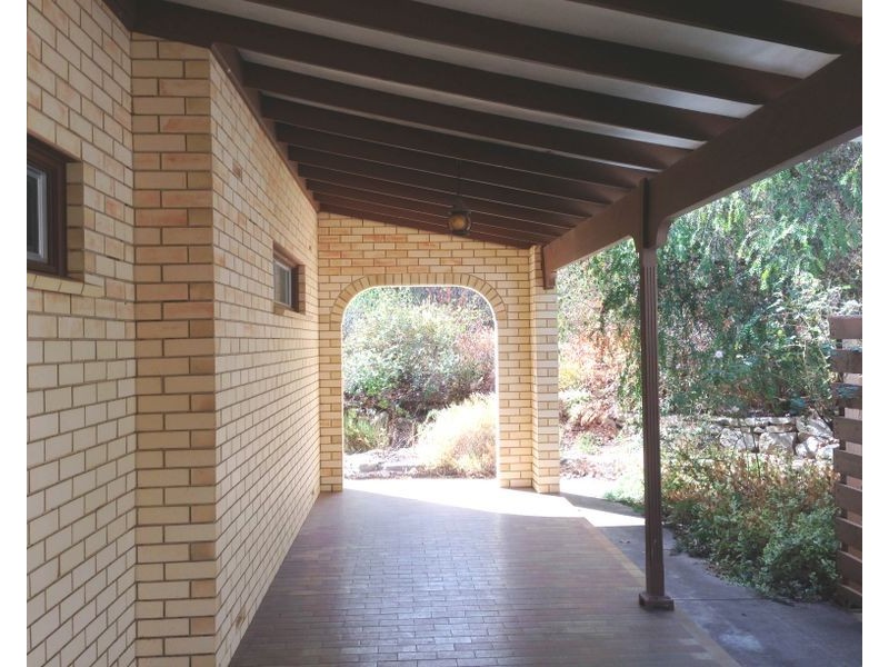 7 Karawa Crescent, Fairview Park SA 5126