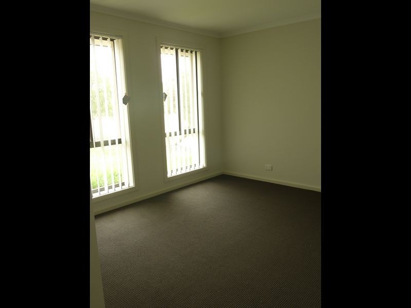 1 Doudney Avenue, Evanston Gardens SA 5116