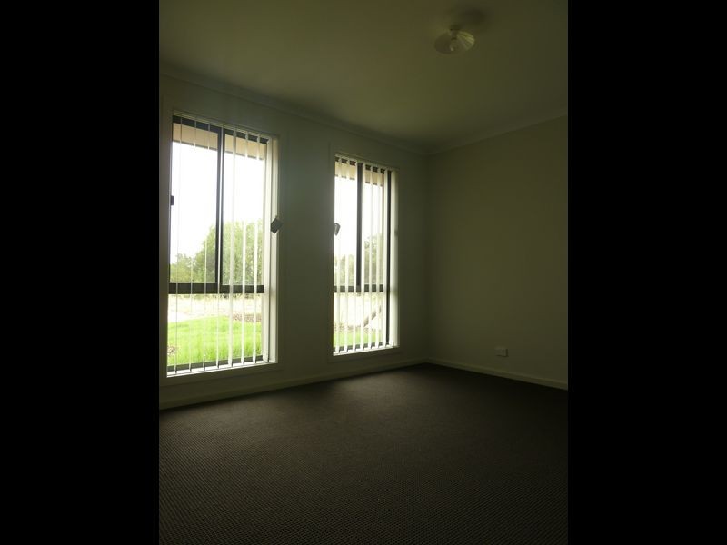 1 Doudney Avenue, Evanston Gardens SA 5116