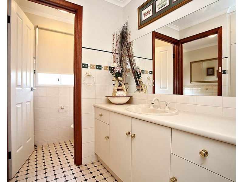 15 Blight Crescent, Hillbank SA 5112