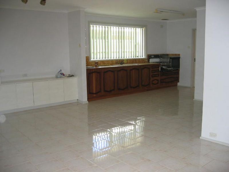 31 Kingston Avenue, Hope Valley SA 5090