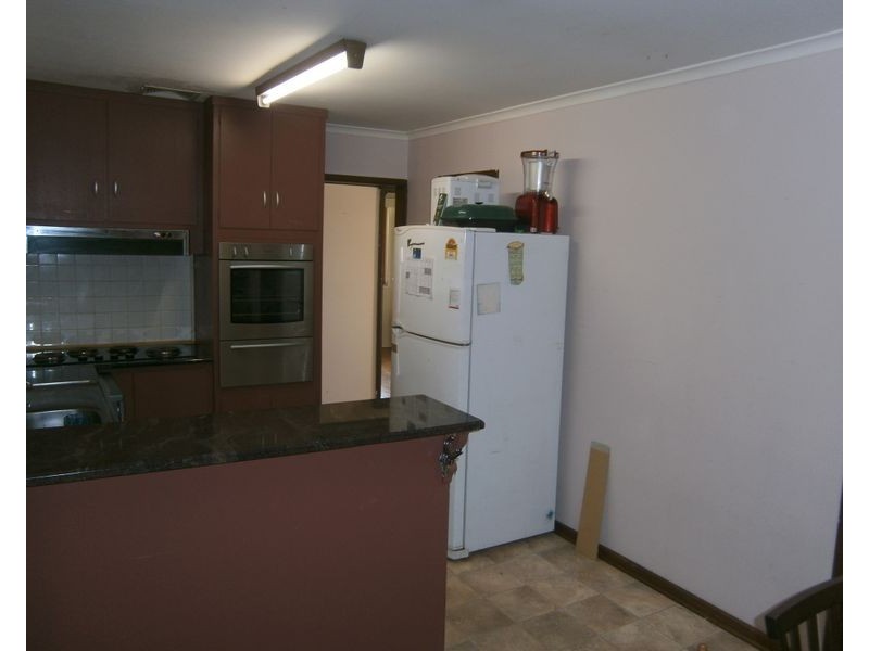 40 Malbanda Avenue, Para Vista SA 5093