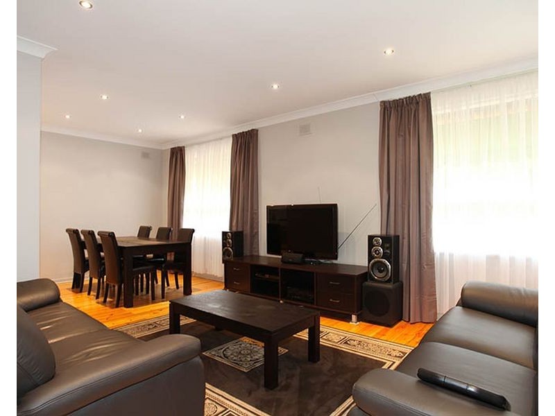 23 Knightsbridge Avenue, Valley View SA 5093