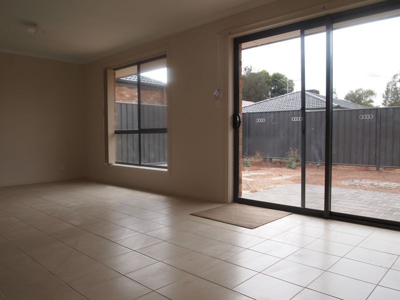 79 Centenary Circuit, Andrews Farm SA 5114