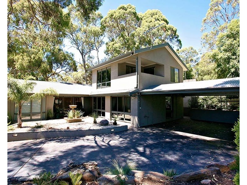 4 Nunyah Drive, Banksia Park SA 5091