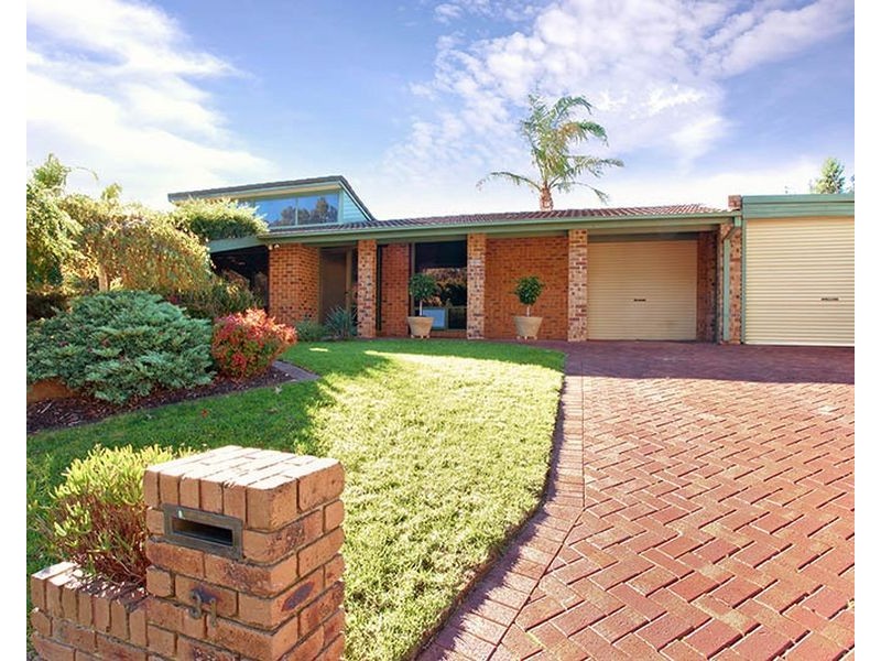 31 Park Lake Drive, Wynn Vale SA 5127