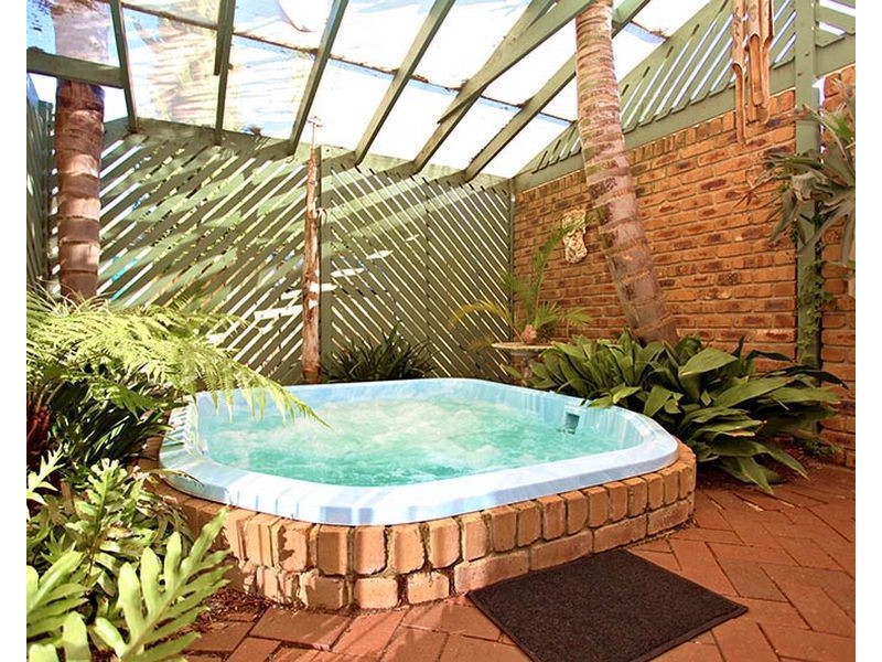 31 Park Lake Drive, Wynn Vale SA 5127