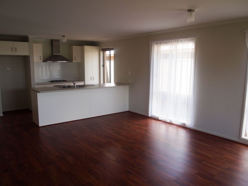 29 Semillon Crescent, Andrews Farm SA 5114