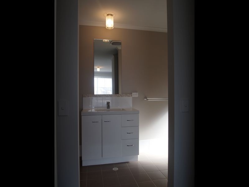 29 Semillon Crescent, Andrews Farm SA 5114