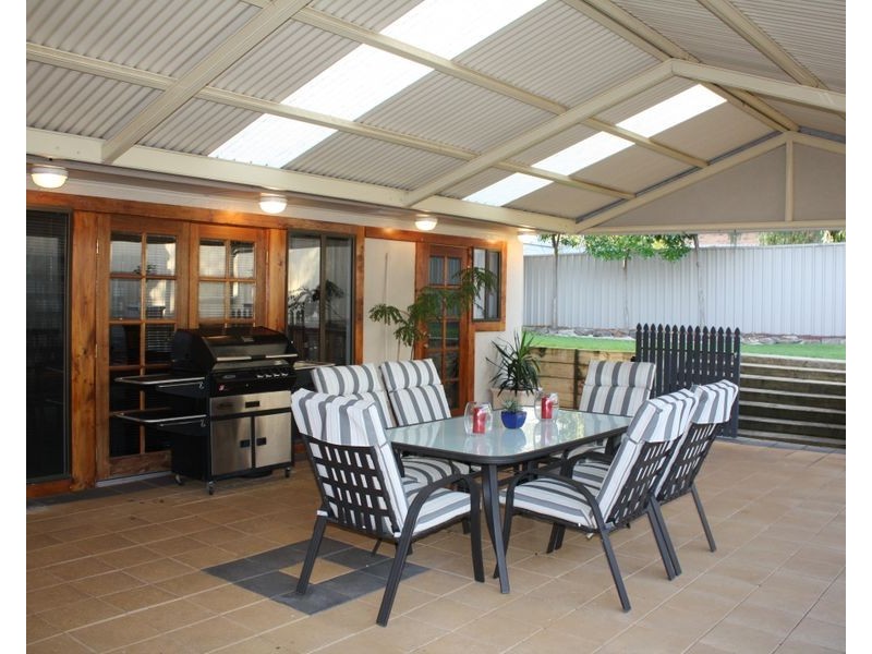 1 Forrest Avenue, Valley View SA 5093