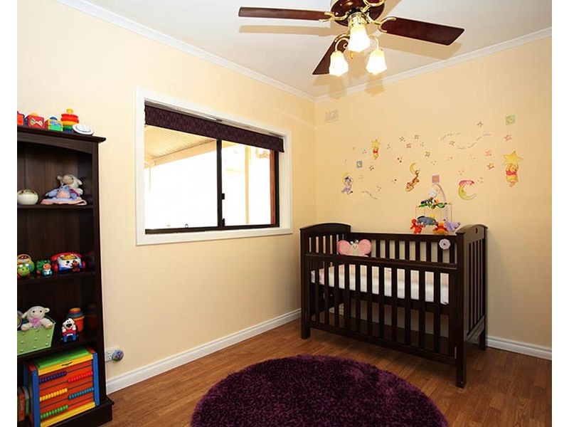 1 Forrest Avenue, Valley View SA 5093