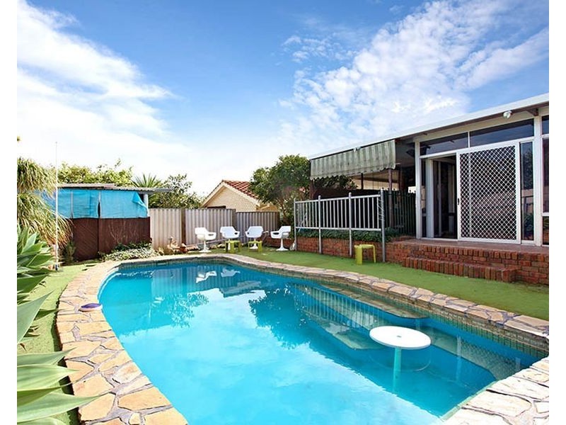 17 Leonard Street, Gulfview Heights SA 5096