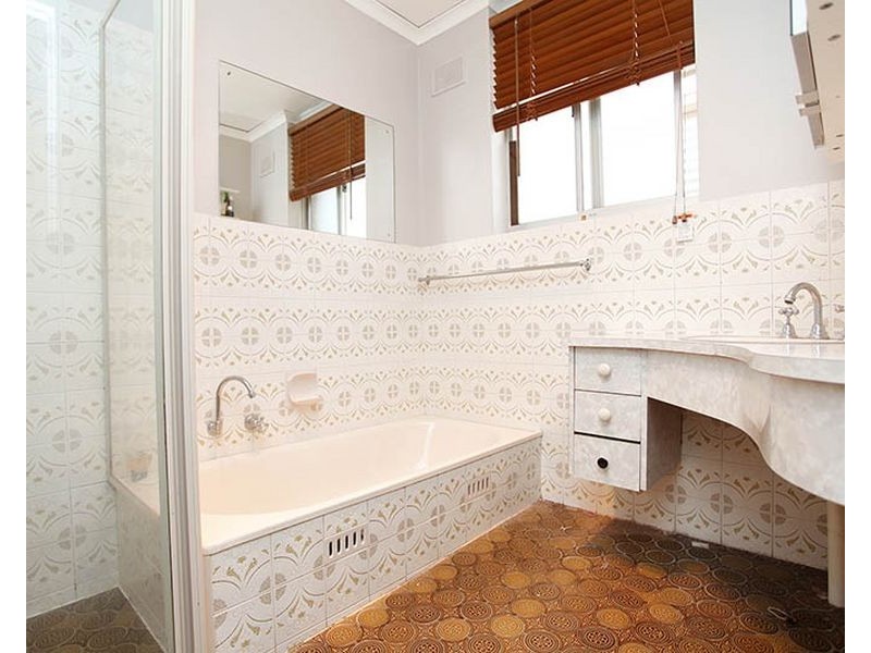 17 Leonard Street, Gulfview Heights SA 5096