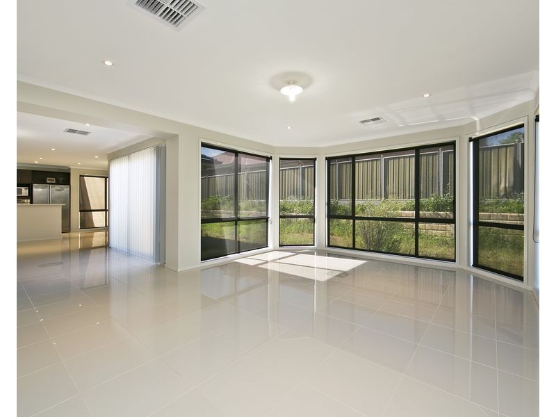 7 Bellevue Circuit, Gulfview Heights SA 5096