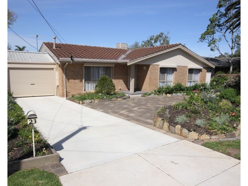 23 Hinkler Crescent, Modbury Heights SA 5092