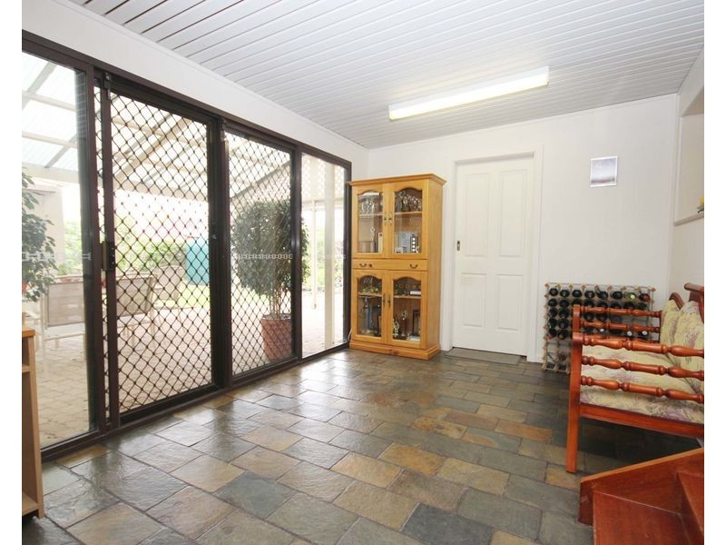 23 Hinkler Crescent, Modbury Heights SA 5092