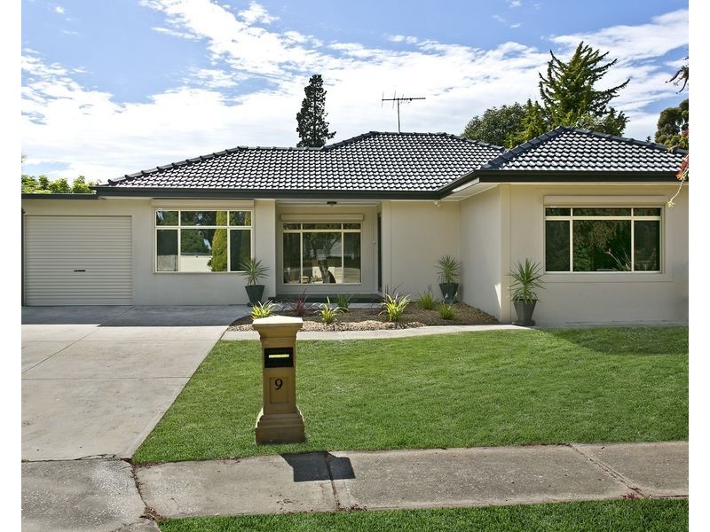 9 Lester Street, Hope Valley SA 5090