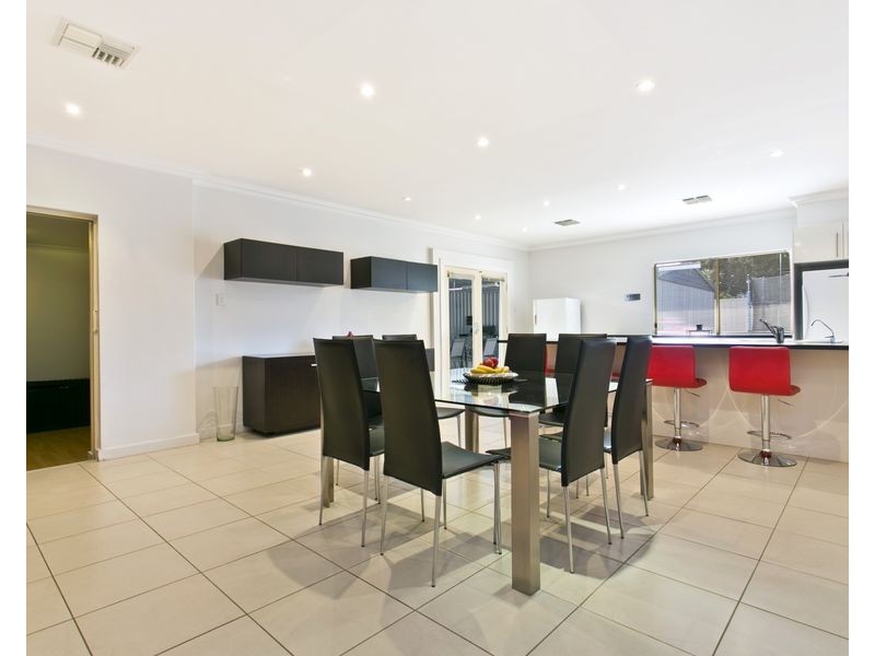 9 Lester Street, Hope Valley SA 5090