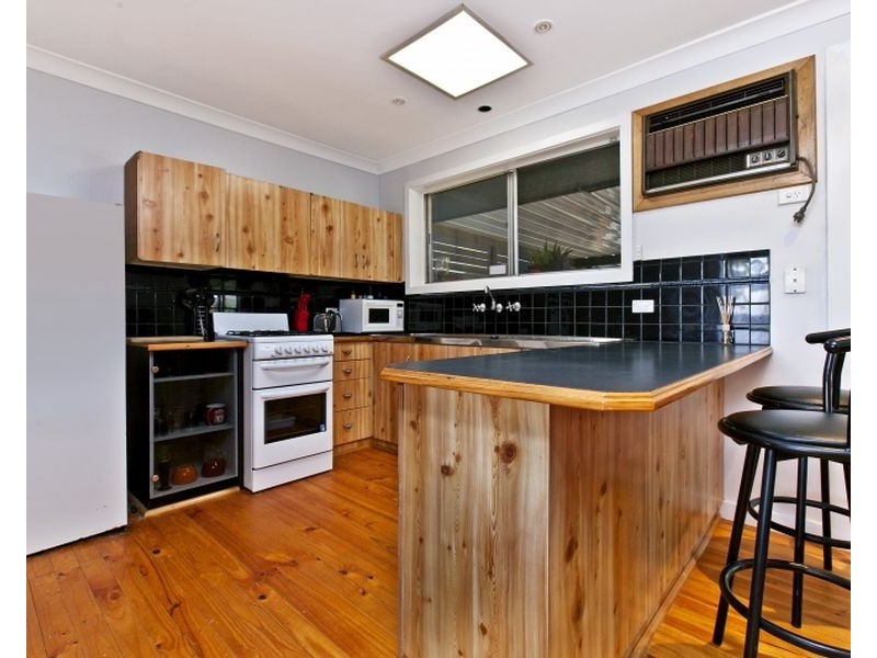 12 Kildonan Avenue, Para Vista SA 5093