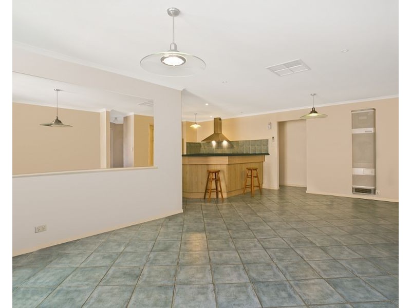 105 Highfield Drive, Hillbank SA 5112