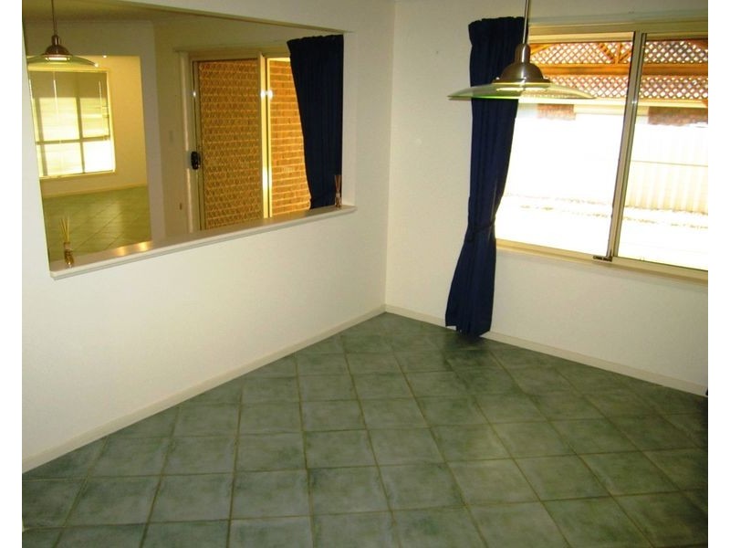 105 Highfield Drive, Hillbank SA 5112