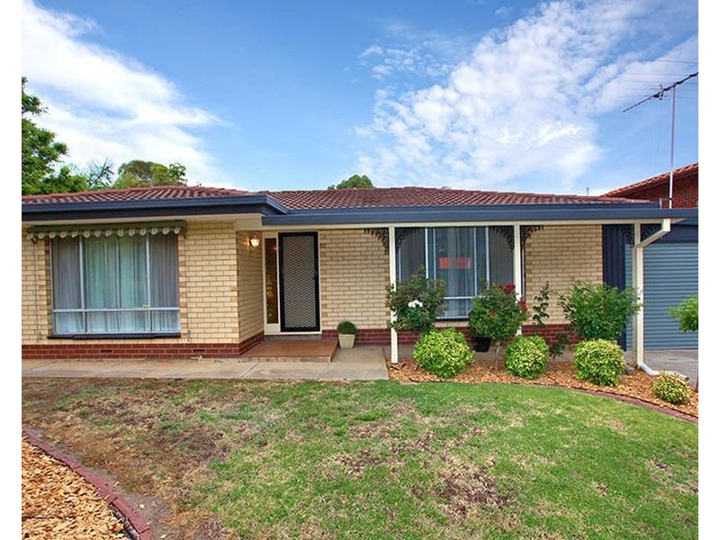 7 Elinga Road, Fairview Park SA 5126