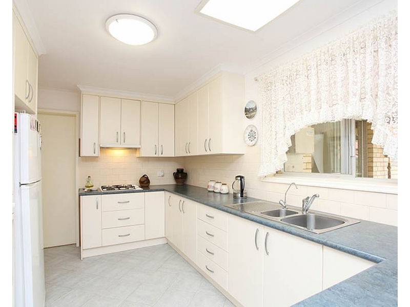 7 Elinga Road, Fairview Park SA 5126