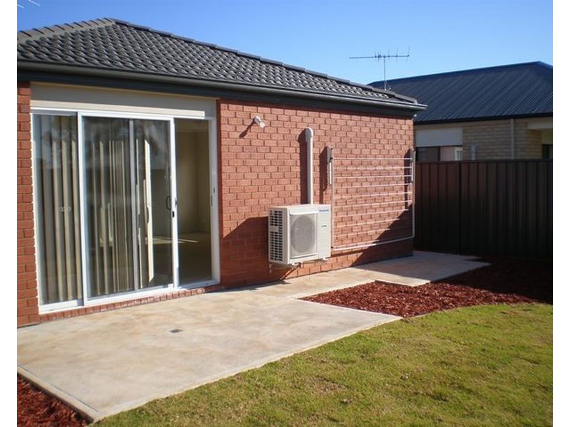 97 Lakeside Drive, Andrews Farm SA 5114