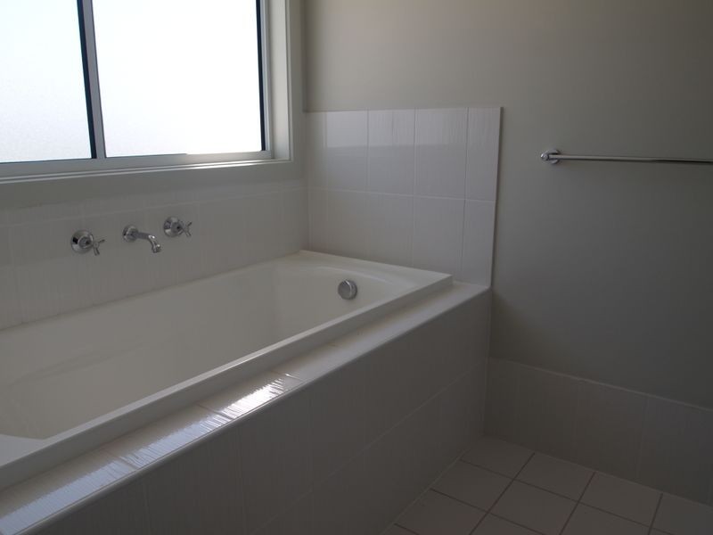 15 Esperence Drive, Andrews Farm SA 5114