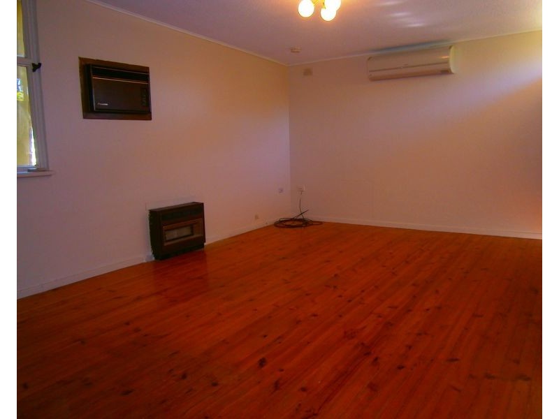 17 Pankala Road, Para Hills SA 5096
