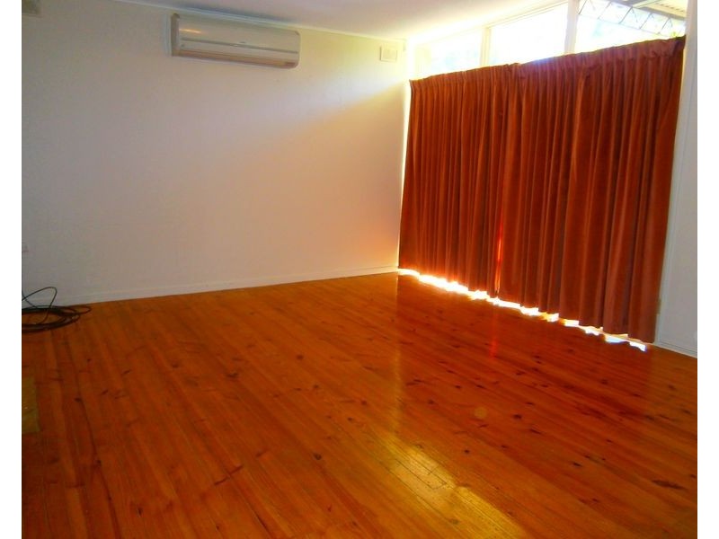 17 Pankala Road, Para Hills SA 5096