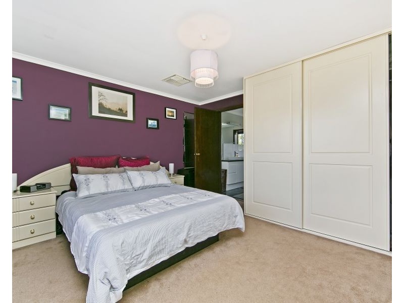 8 Abeona Close, Modbury Heights SA 5092