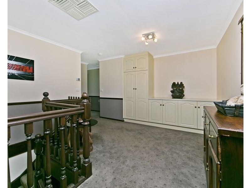 8 Abeona Close, Modbury Heights SA 5092