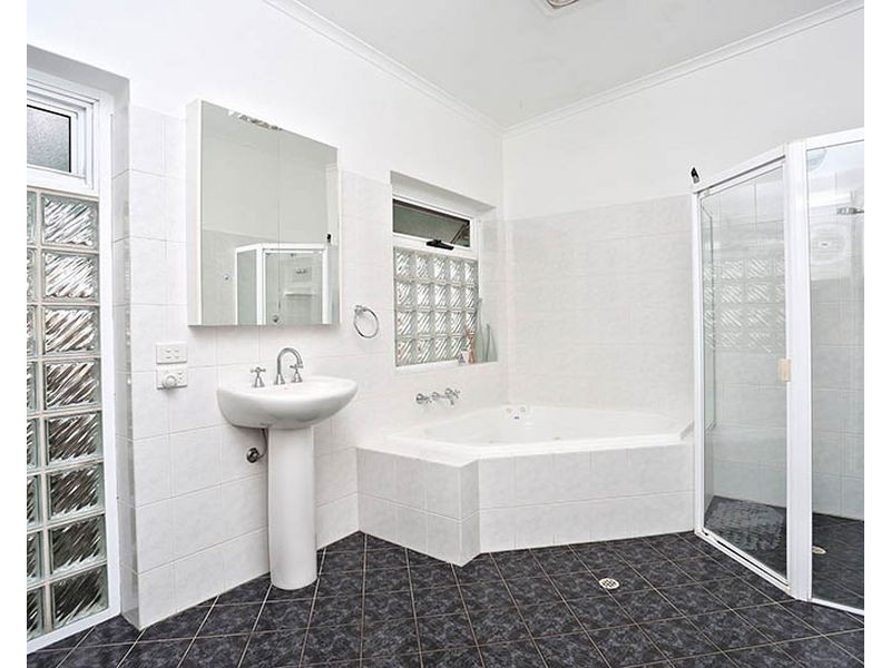 14 Tarana Avenue, Ingle Farm SA 5098