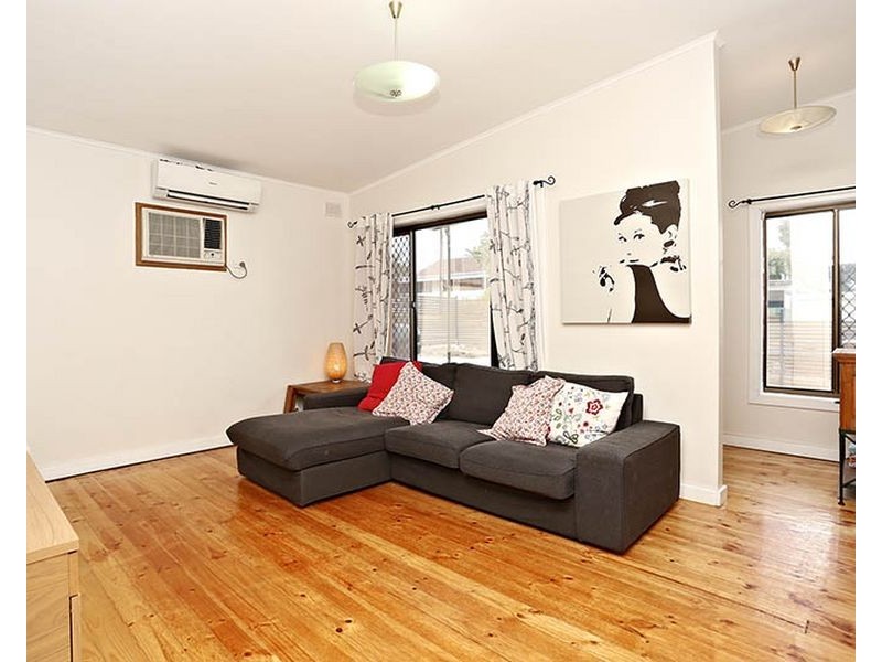 14 Tarana Avenue, Ingle Farm SA 5098