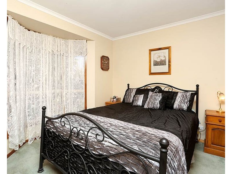 28 Hedgestone Place, Blakeview SA 5114