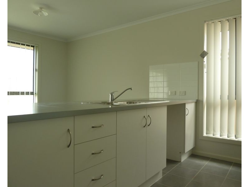 1 Doudney Avenue, Evanston Gardens SA 5116